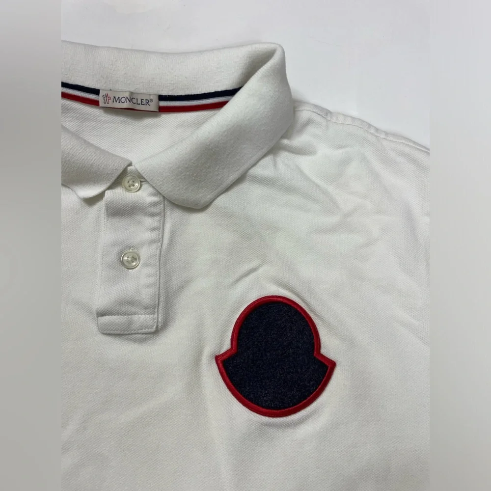 Moncler White Polo Shirt with Black and Red Logo - Picture 2 of 10